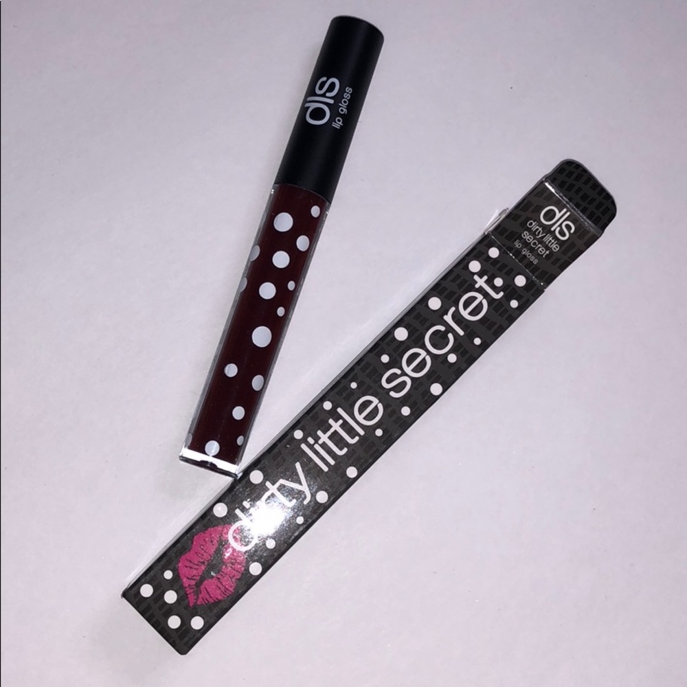 Dirty Little Secret Lipgloss in Vampy